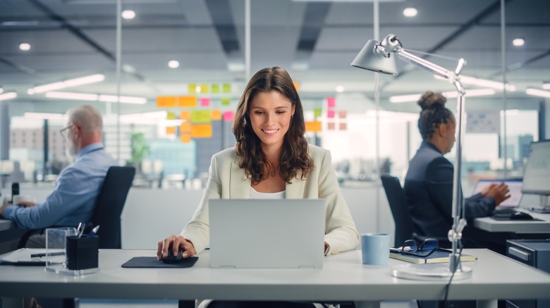 businesswoman with experience and confidence