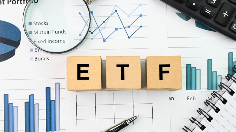 ETF in blocks over financial reports