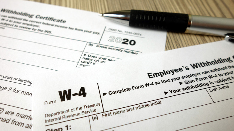 a W-4 form