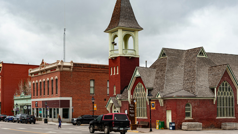 A churchhouse on the corner of small town Alamosa, Colorado.