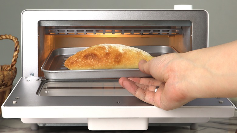 Toaster oven