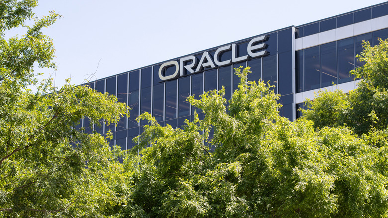 Oracle building