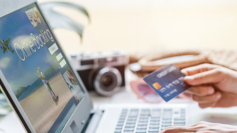 using a credit card to book a hotel reservation