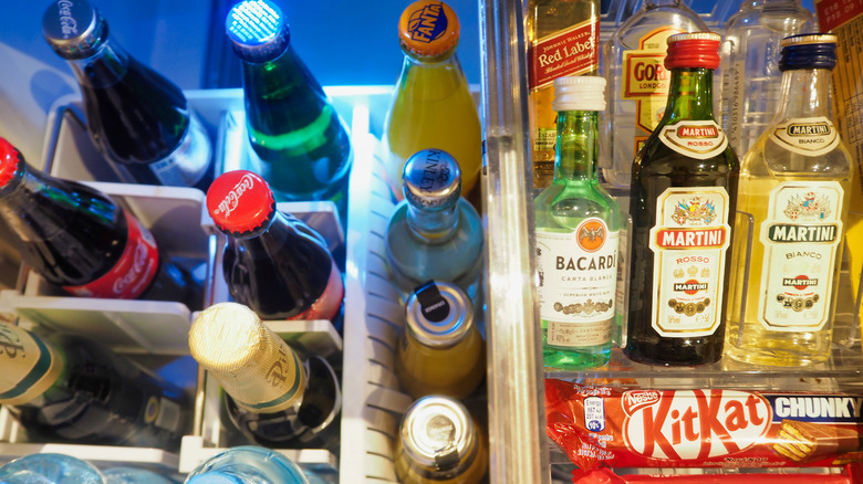 Sensor based hotel minibar