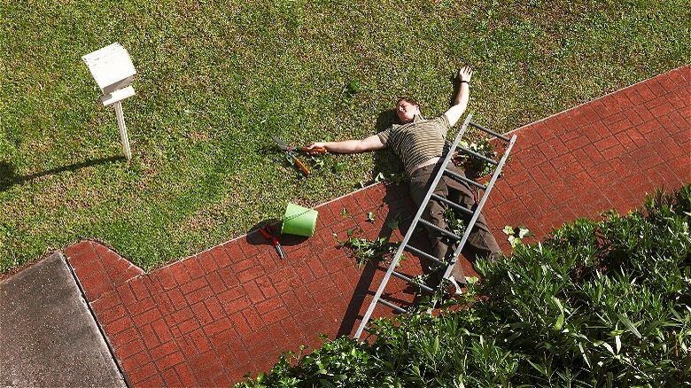 Person fallen from ladder outside