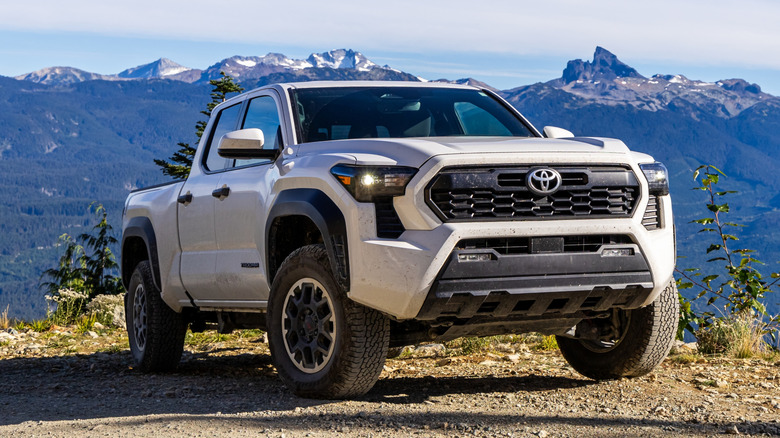 Toyota Tacoma 2024