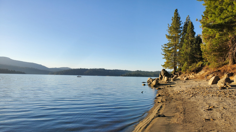 Beautiful sunrise on the shorelines of Shaver Lake in Shaver Lake, California.