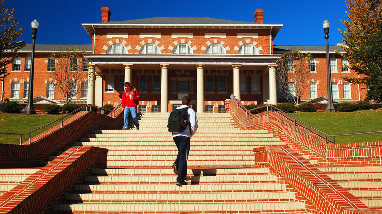 Students on the stairs of North Carolina State University