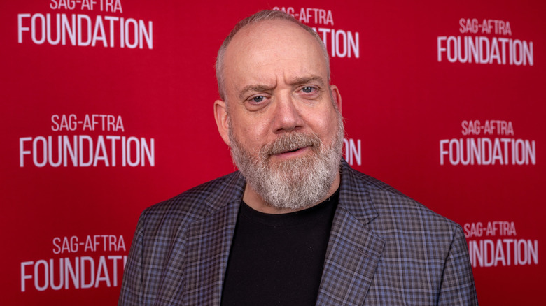Paul Giamatti at a red carpet event