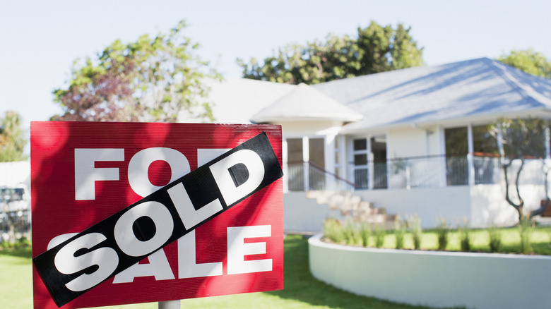 sold sign on house