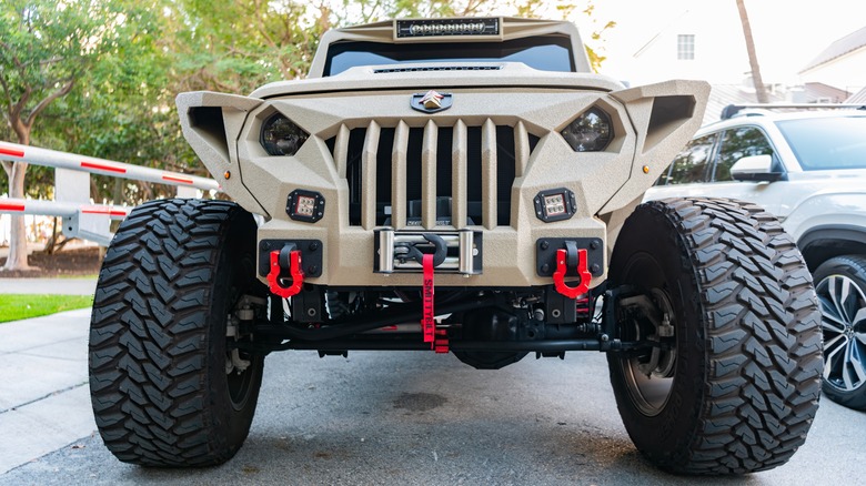 A Jeep Gladiator parked outdoors.