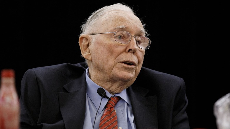Charles Munger speaking at meeting