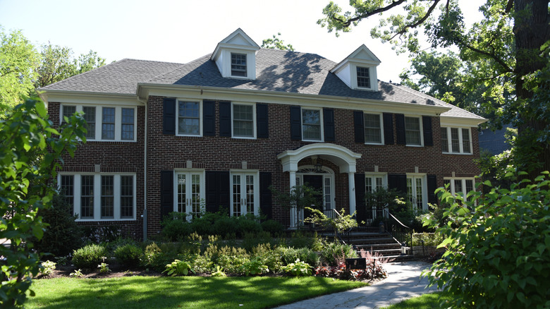 Chicago's 5 Safest Suburbs And How Much They Cost