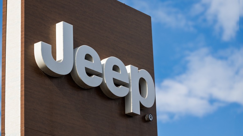 Jeep sign