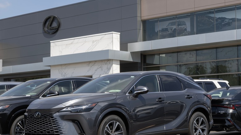 Lexus logo