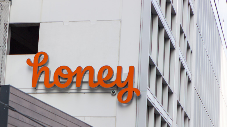 A building sign for Honey