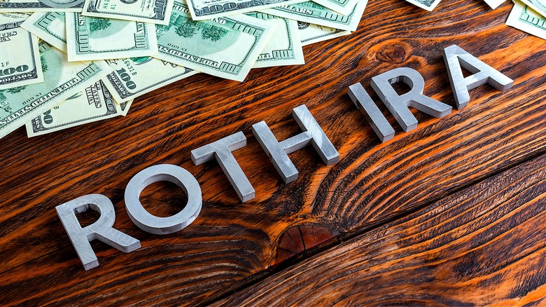 Here's How To Figure Out If A 401(k) Or A Roth IRA Is Right For You