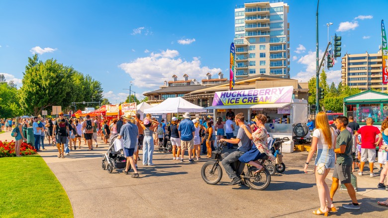 Coeur d'Alene annual Street Fair festival