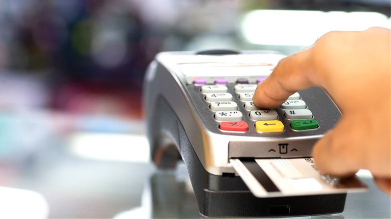 Customer paying with chip card