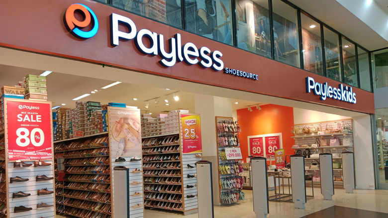 Payless Shoe storefront at Duta Mall in Banjarmasin.