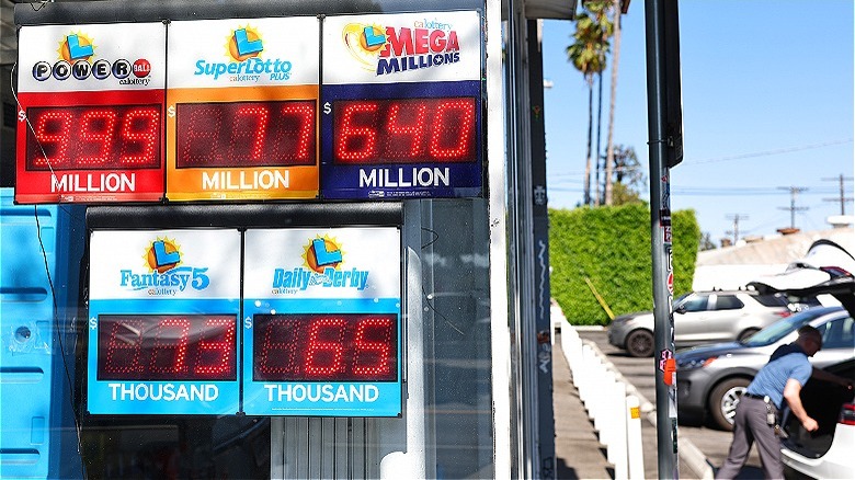 Sign with lottery jackpot amounts