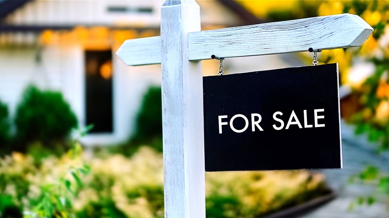 Is Buying For A House With Cash A Smart Money Move?