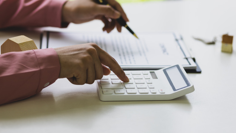 Calculating fees