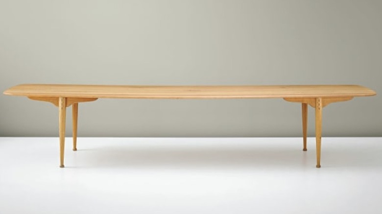 desk on display