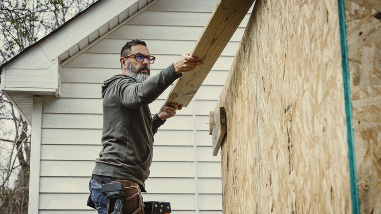 contractor building an extension