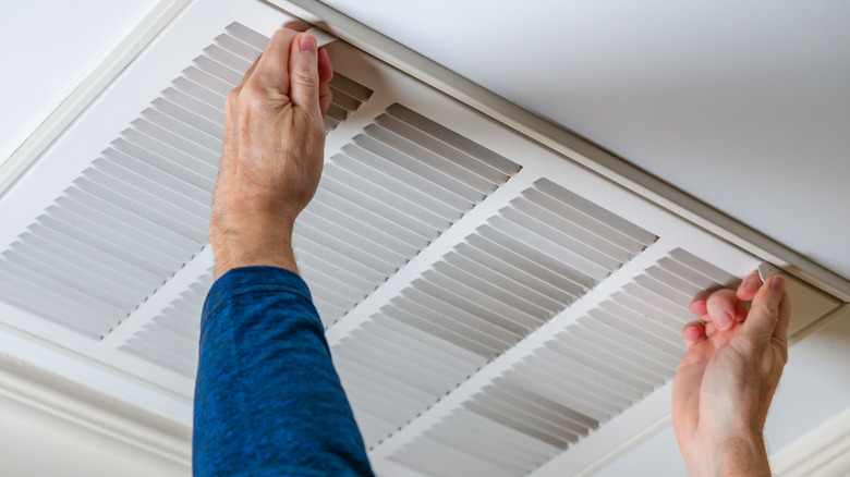 replacing an HVAC filter