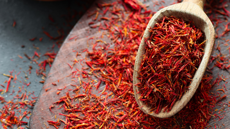 Saffron on board and in scooper