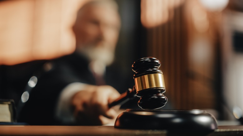 a judge banging gavel
