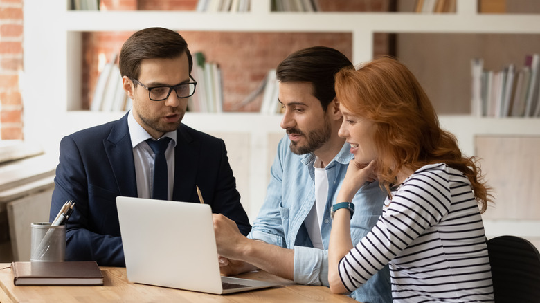 discussing credit card issues with agent