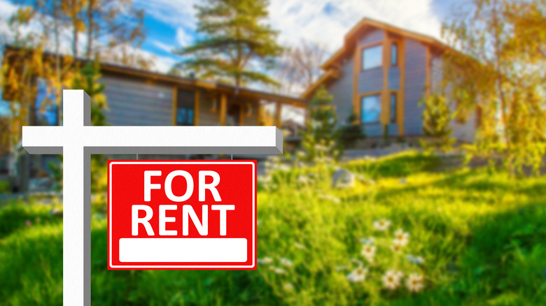 For rent sign outside house