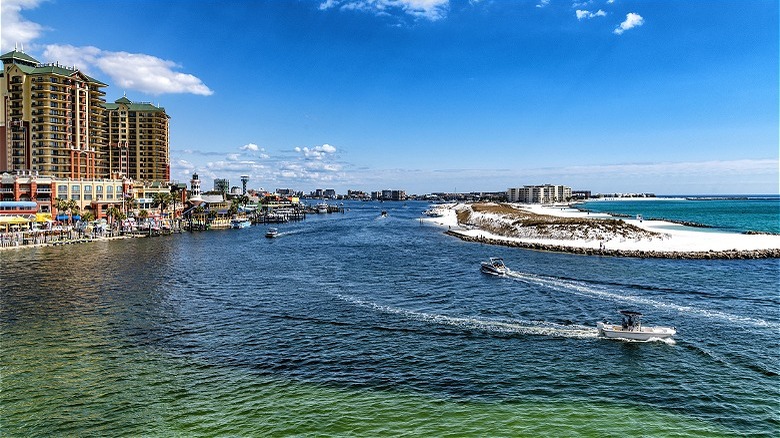 Boats in the Destin Harbor
