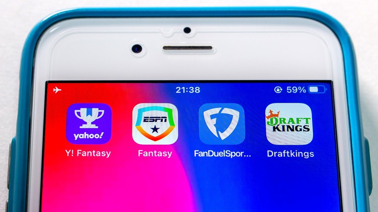 Sports betting apps on phone