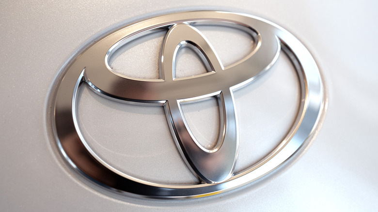 Toyota Emblem