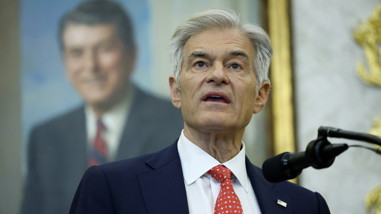 Mehmet Oz speaks at the White House