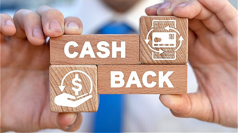 wood blocks spelling cash back