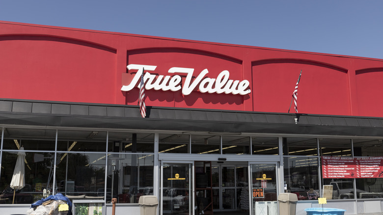 a True Value store