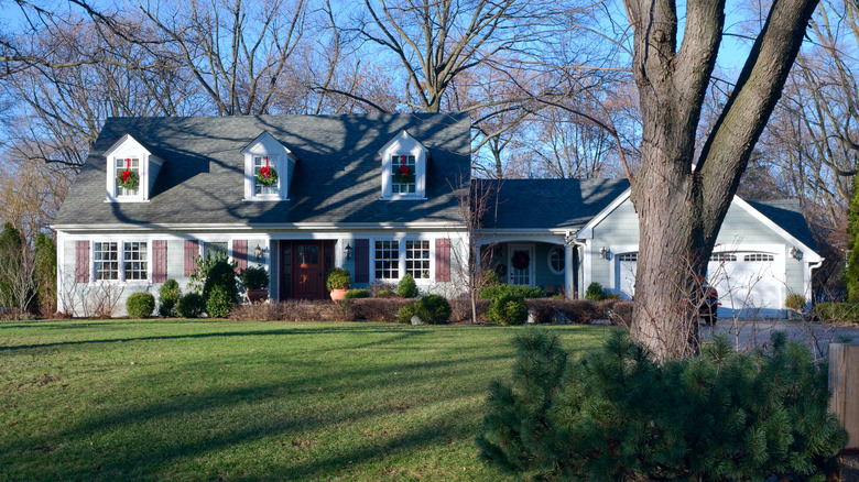 A beautiful, large home in Burr Ridge IL.