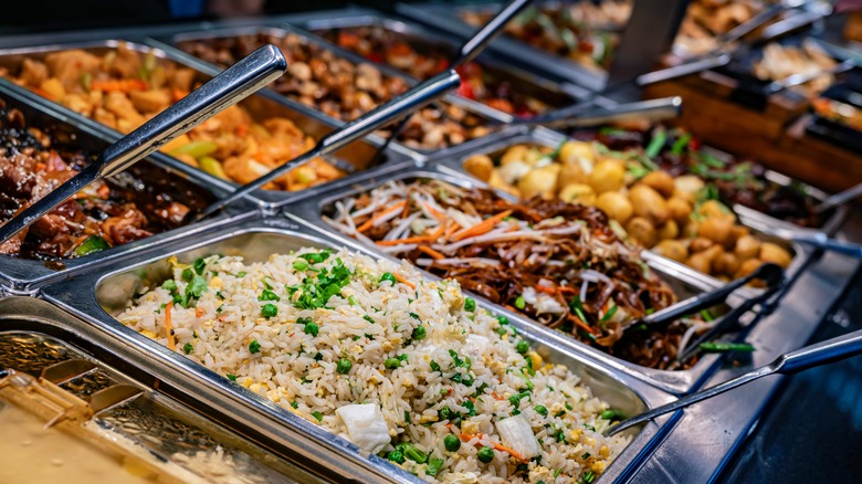 Food on display at a cafeteria
