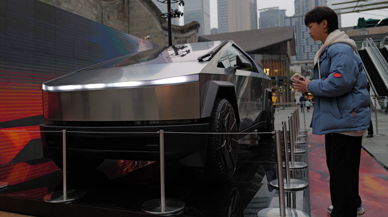 The Tesla Cybertruck exhibition at Taikoo Li Business Center in Chengdu