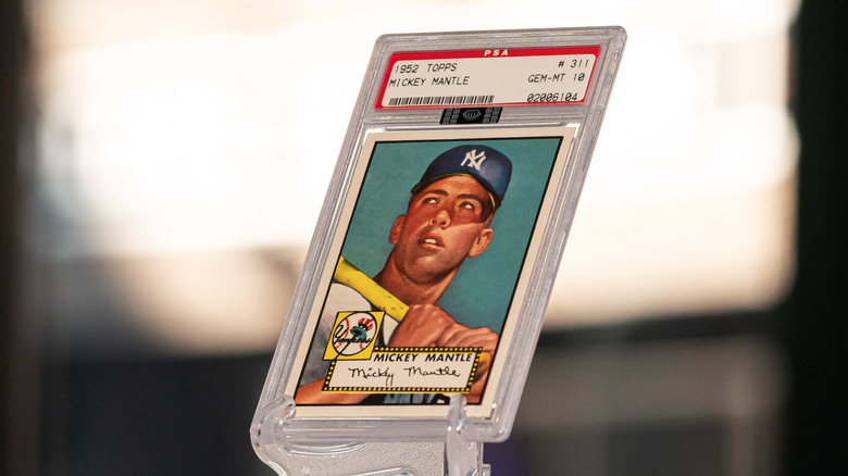 1952 Topps mickey mantle card