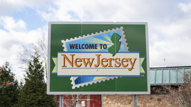 Welcome to New Jersey sign