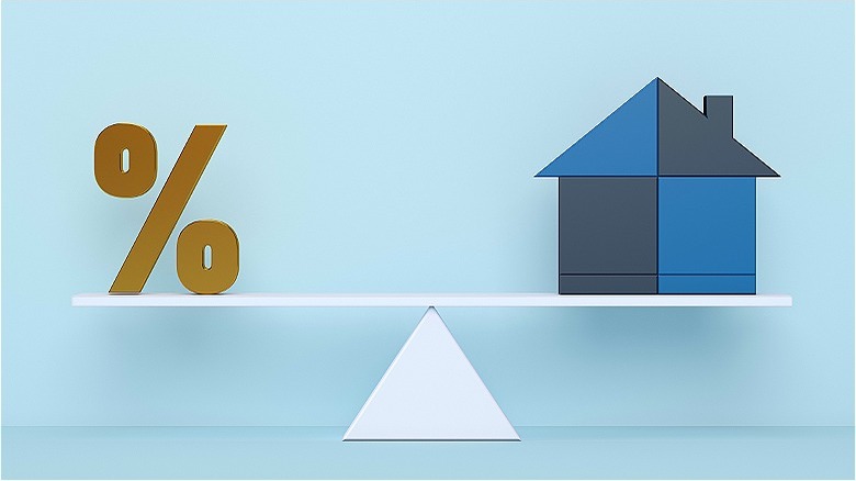 Seesaw with percentage and house