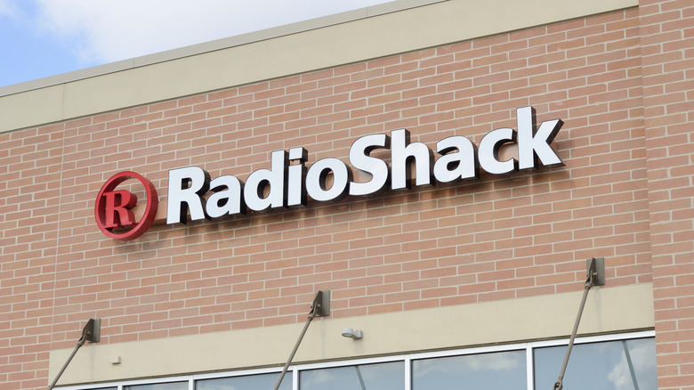 RadioShack storefront