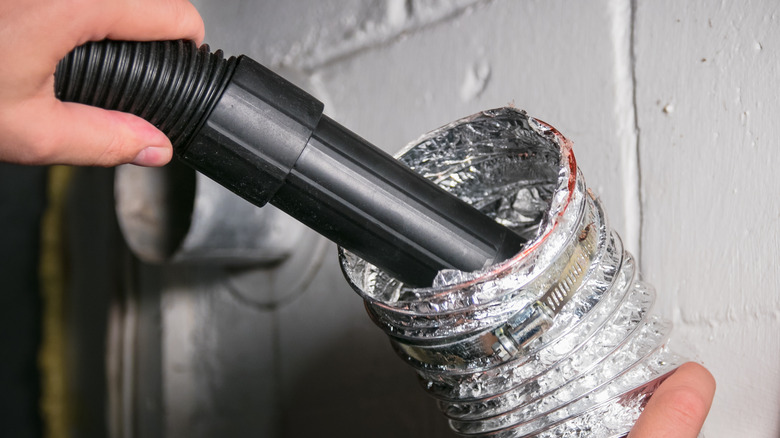 cleaning a dryer vent