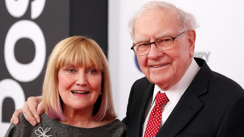 Warren Buffett's First Job Paid Less Than A Car Payment, Here's How He Managed