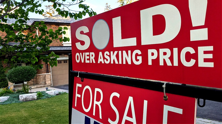 Sold over asking price sign